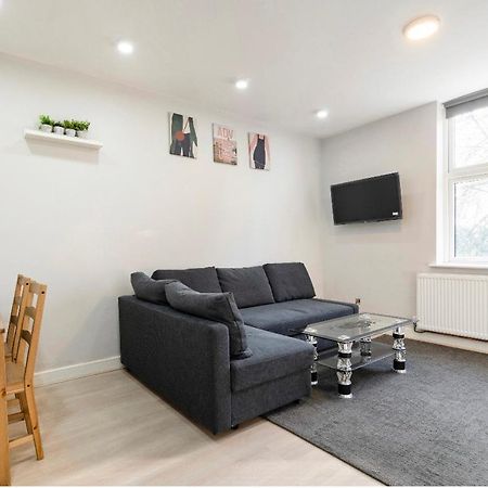 Luxury Flat In Moseley With Free Parking Apartment Birmingham Bagian luar foto