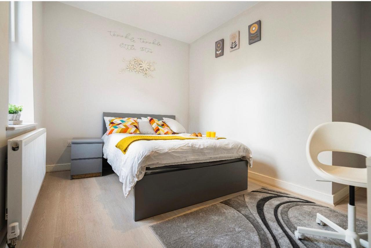 Luxury Flat In Moseley With Free Parking Apartment Birmingham Bagian luar foto