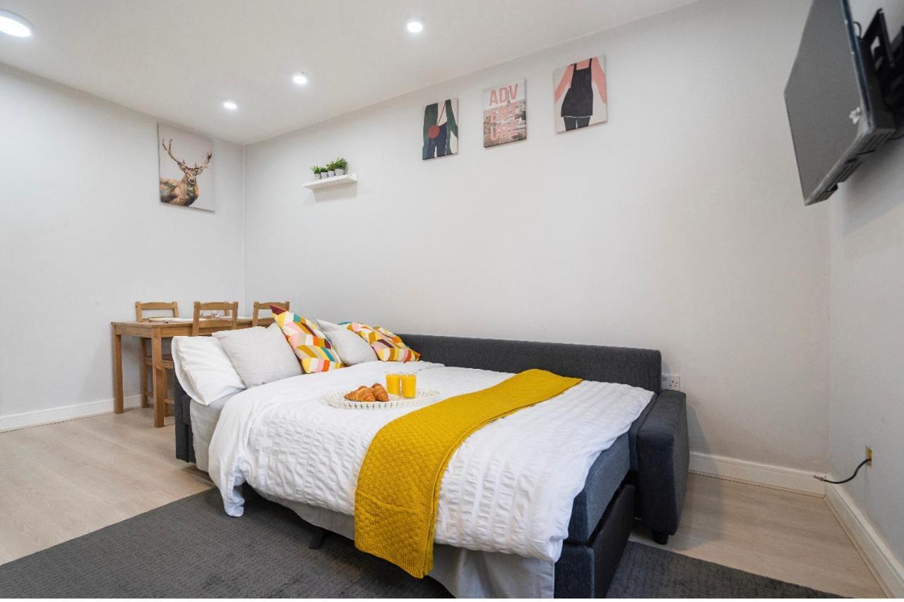 Luxury Flat In Moseley With Free Parking Apartment Birmingham Bagian luar foto