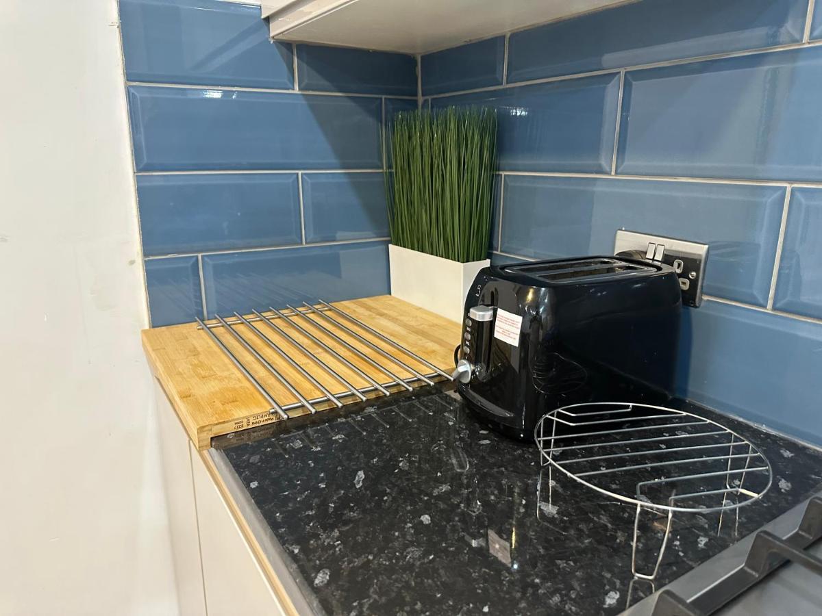 Luxury Flat In Moseley With Free Parking Apartment Birmingham Bagian luar foto