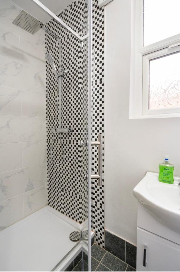 Luxury Flat In Moseley With Free Parking Apartment Birmingham Bagian luar foto